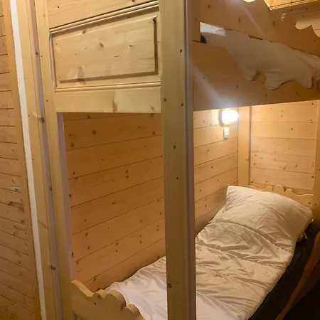 Aux Pieds à L'altiport, Meribel - Fr-1-411-974 Appartamento